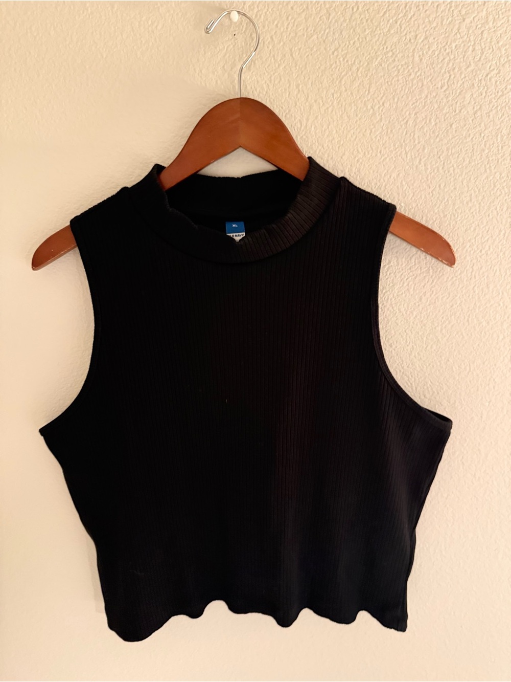 Old Navy Black Ribbed Sleeveless Mock Neck Crop Tank